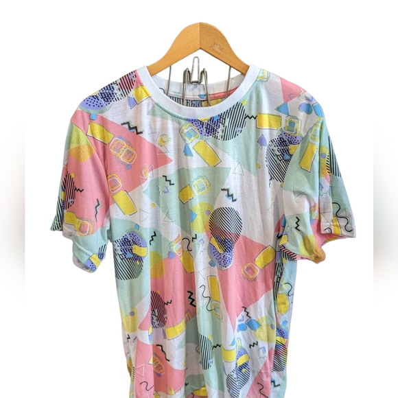 Drill Clothing Co. Oh Snap 1980s Pastel Party Triangle T Shirt Size XL - Picture 4 of 6
